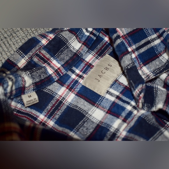 Flannel bundle - Picture 3 of 8